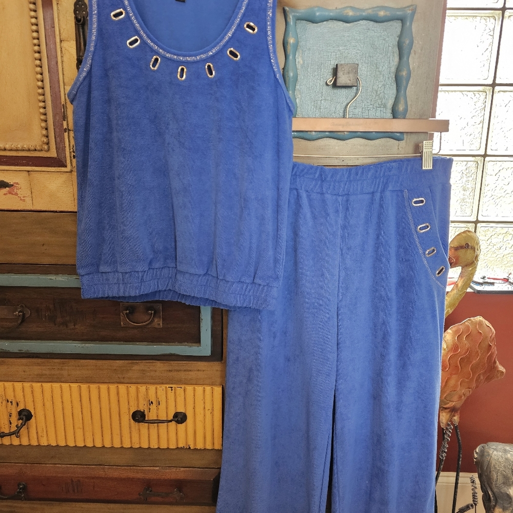 Nwot Boston proper Terry cloth 2 piece set